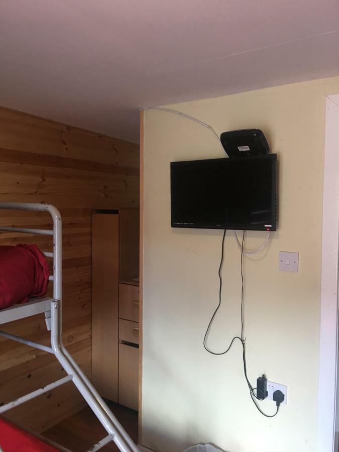 1 Lochness Rooms&Hostel Drumnadrochit Exterior photo